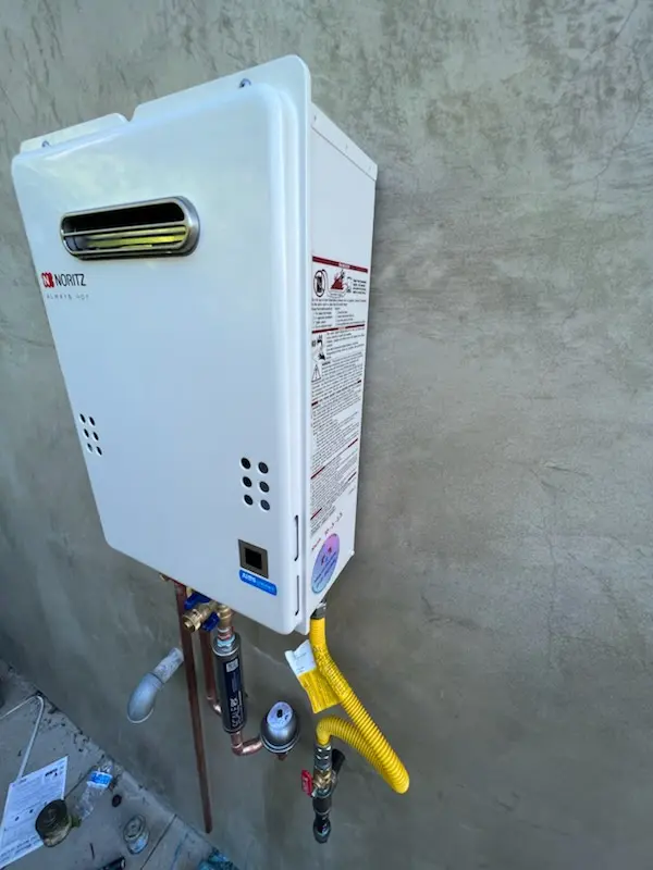 Tankless water heater installation for Centre Plaza Shopping Center homes
